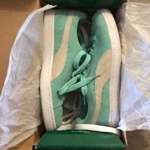 Puma Classic Suede size 8